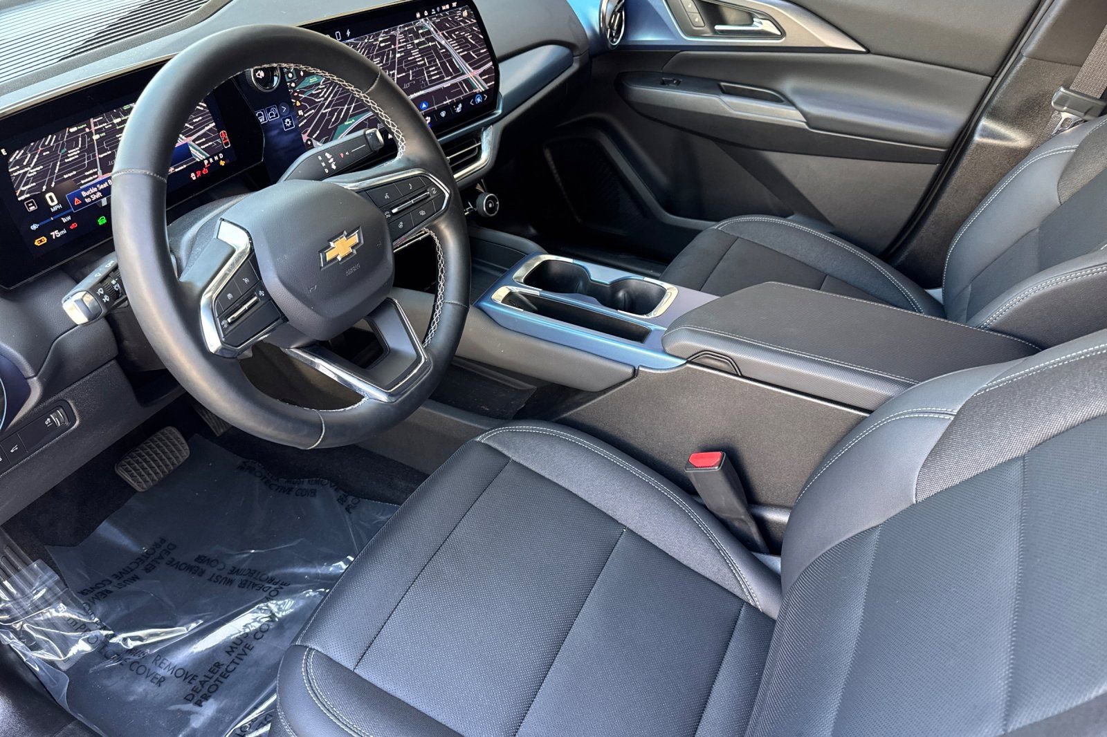 Used 2025 Chevrolet Equinox EV LT w/ Convenience Package FWD image 11