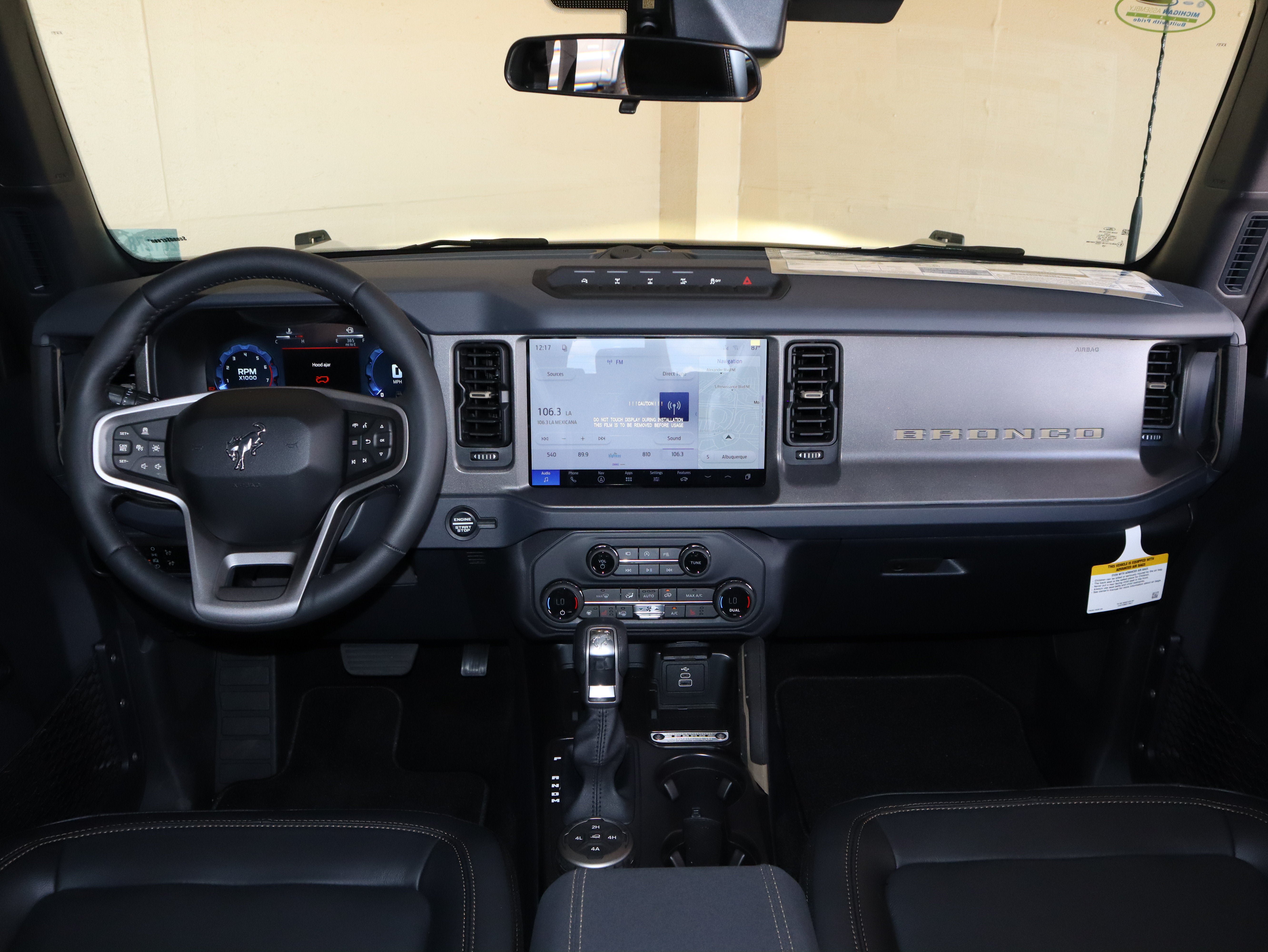 New 2026 Ford Bronco Badlands AWD/4WD image 24
