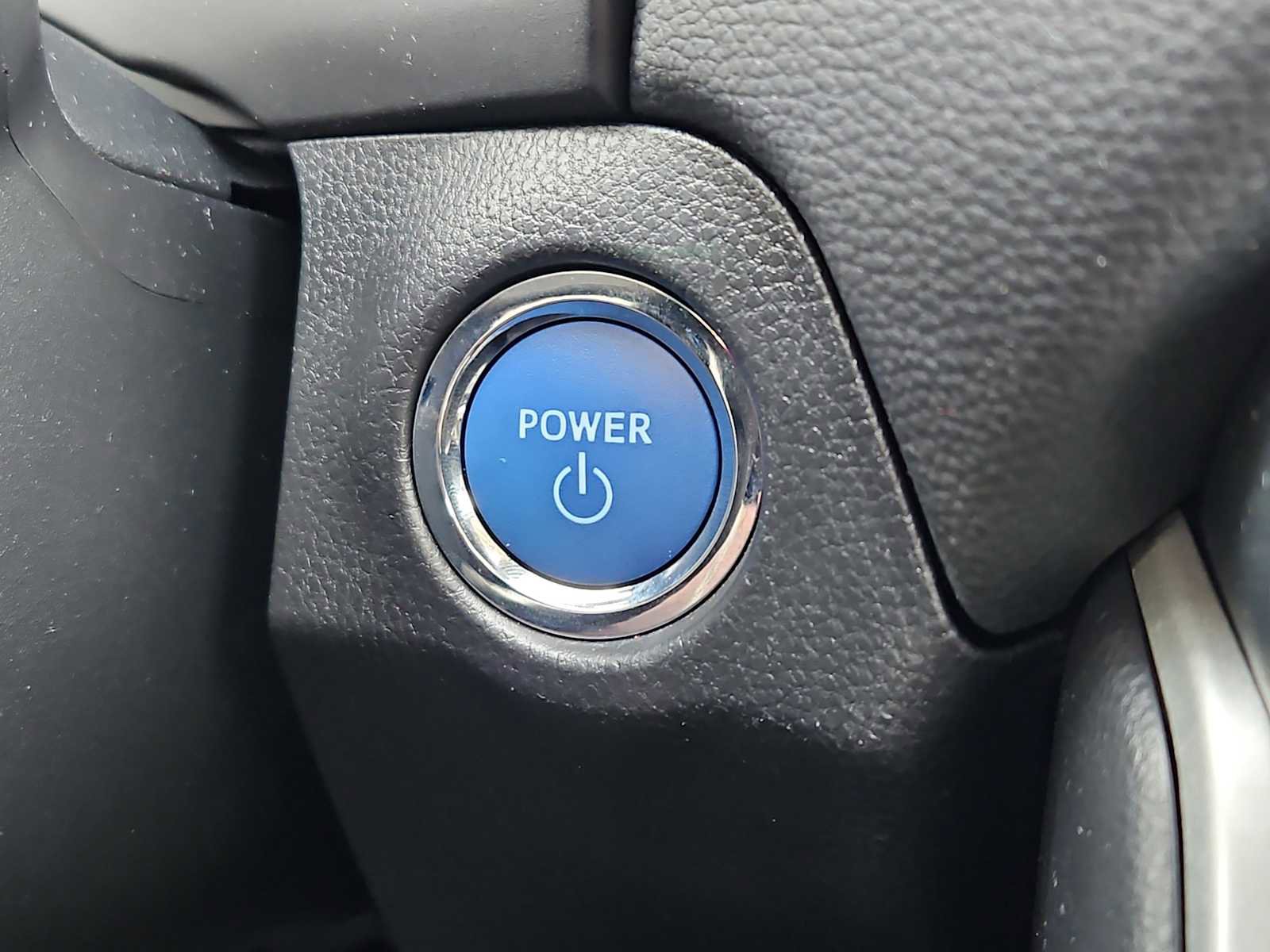 Used 2021 Toyota RAV4 XLE w/ Convenience Package AWD/4WD image 24