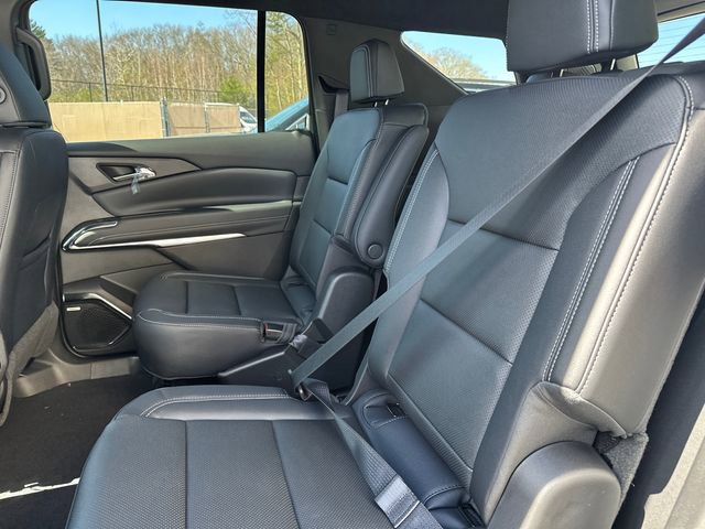 New 2026 Chevrolet Traverse LT image 14