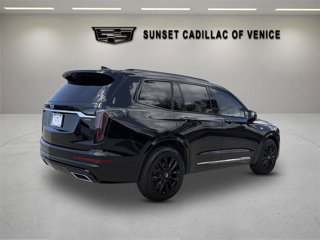 Certified 2025 Cadillac XT6 Sport w/ Platinum Package image 3