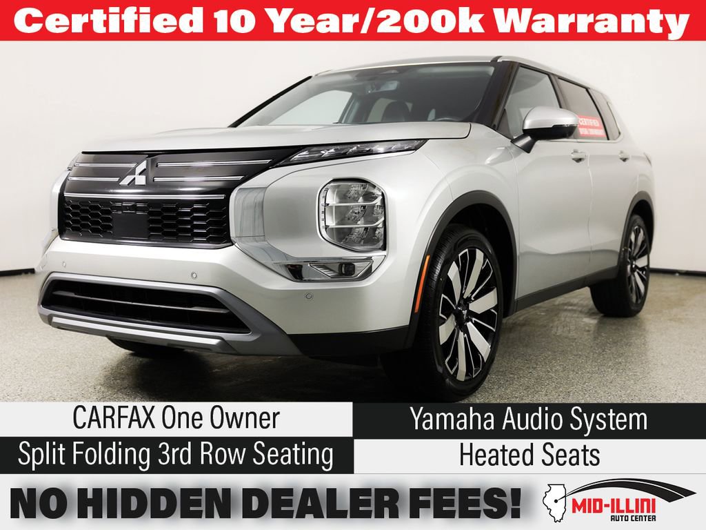 Used 2025 Mitsubishi Outlander SE