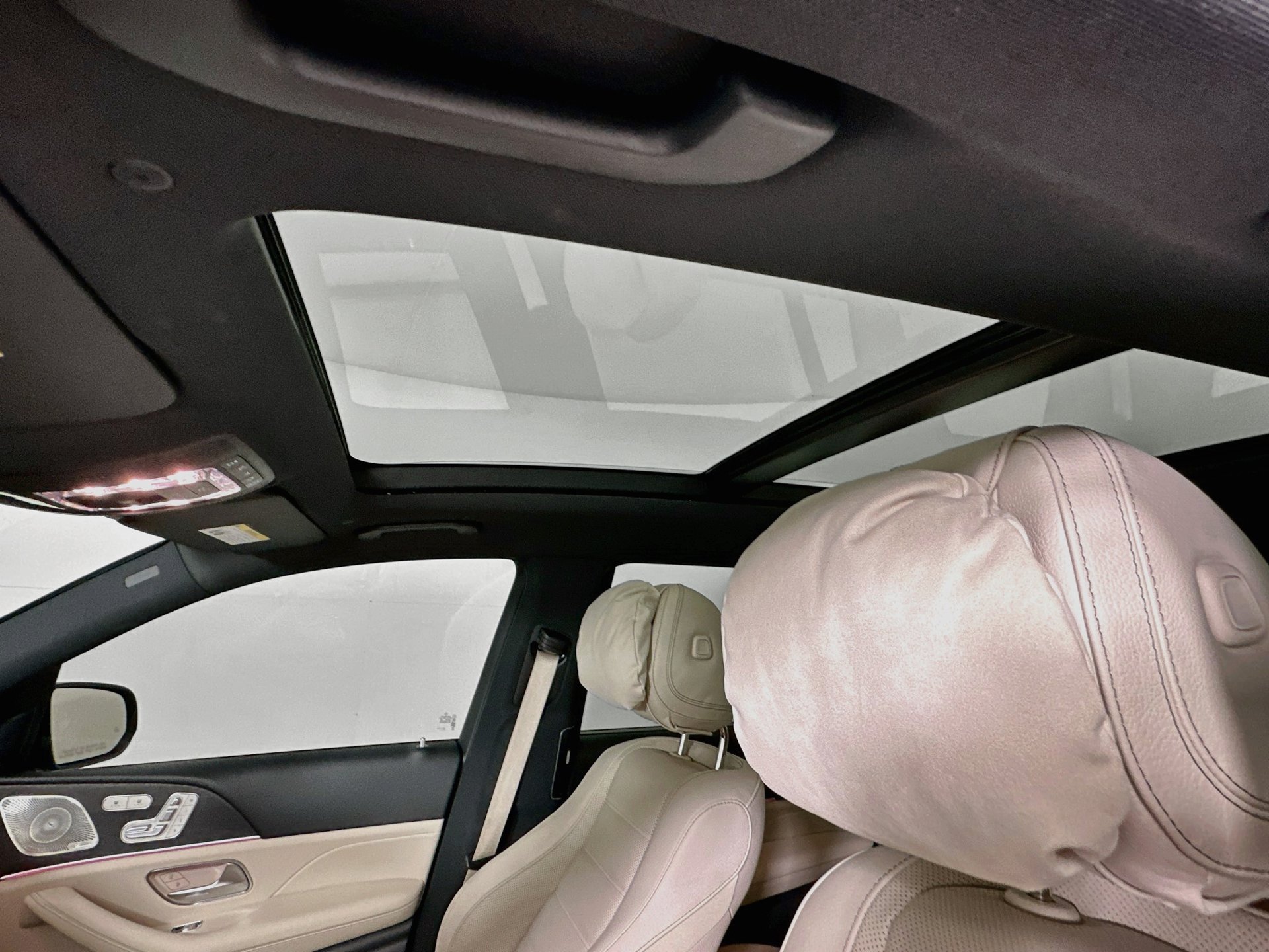 Certified 2026 Mercedes-Benz GLS 580 4MATIC image 24