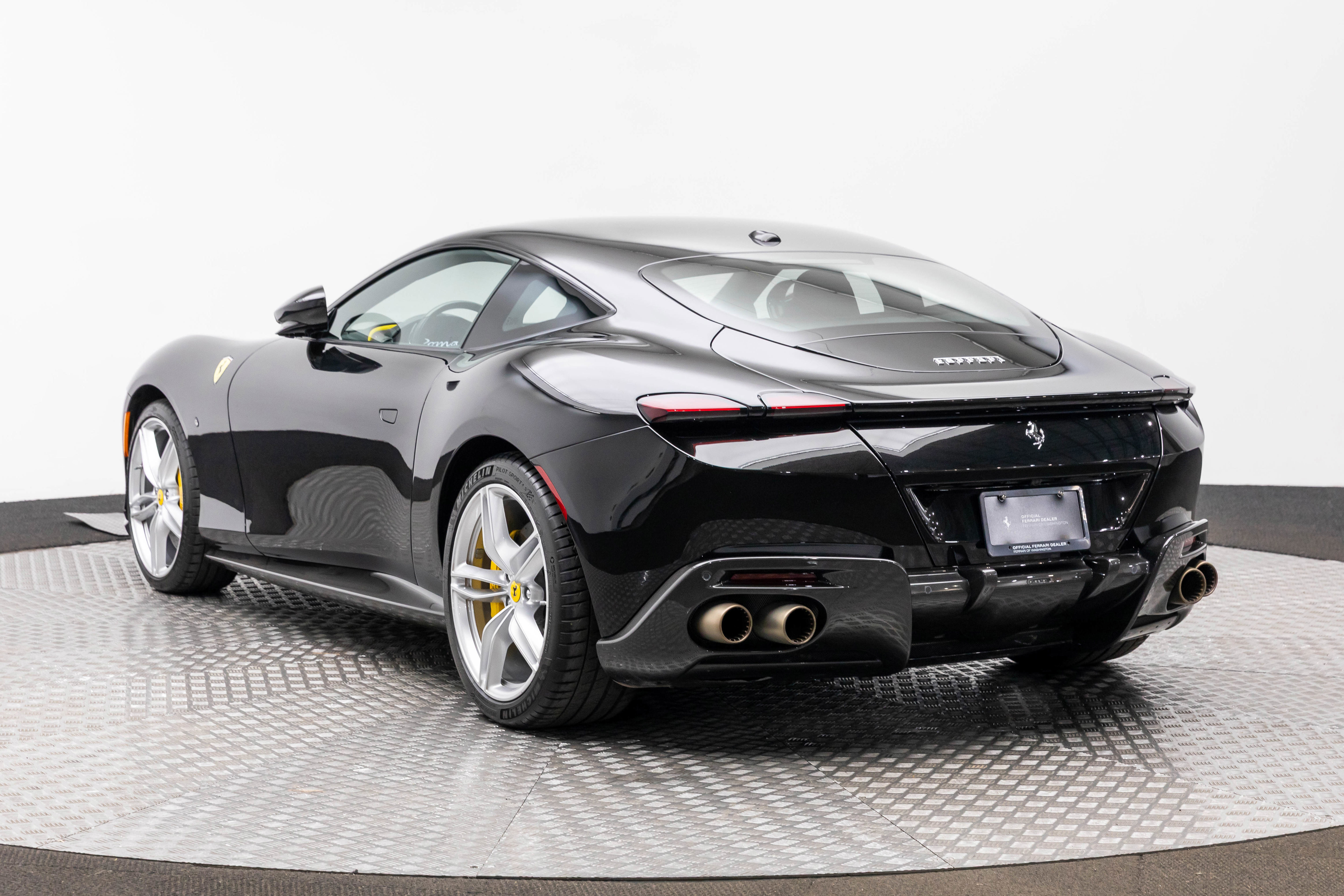 Certified 2021 Ferrari Roma image 3