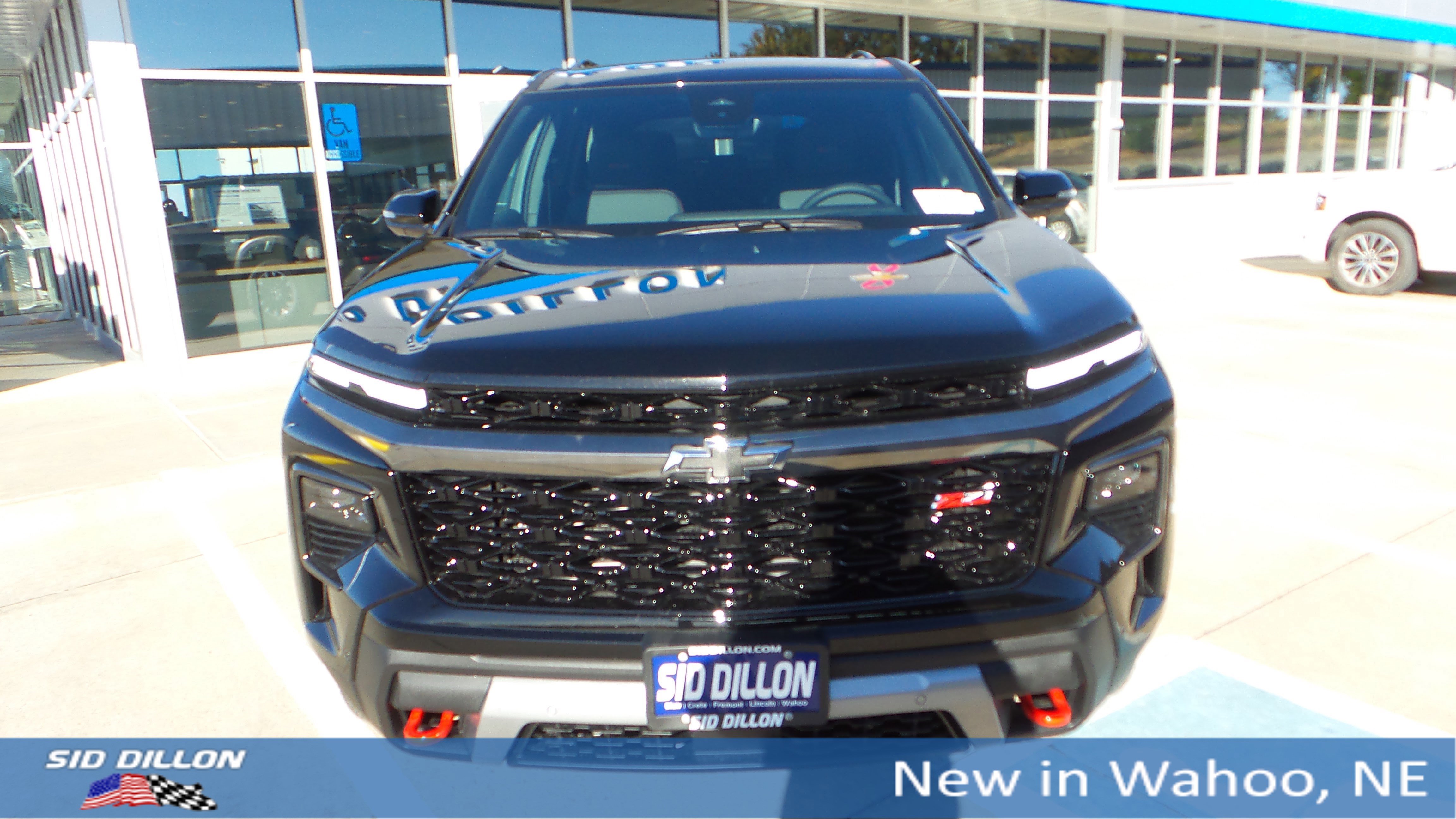 New 2026 Chevrolet Traverse Z71 w/ Enhanced Driving Package image 8