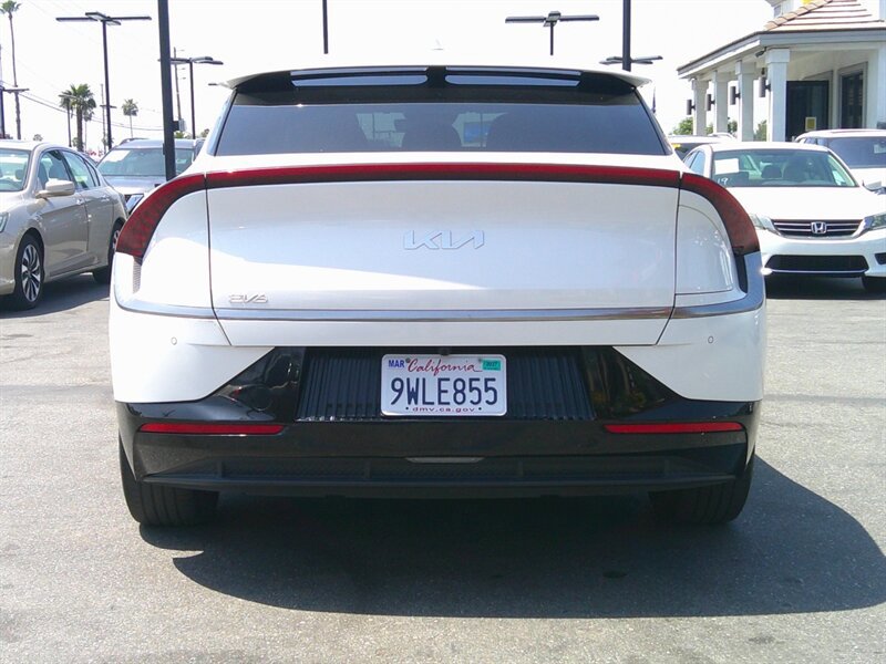 Used 2022 Kia EV6 Wind RWD image 5