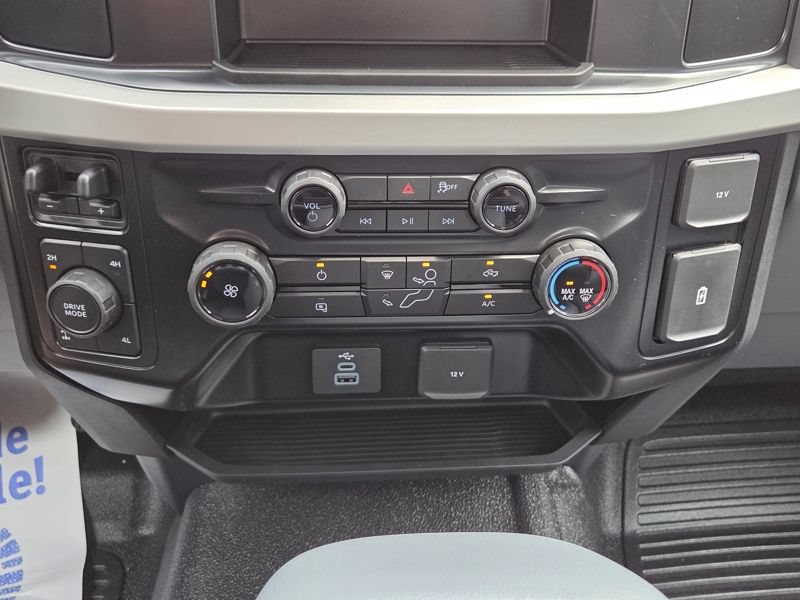 New 2026 Ford F250 XL w/ XL Driver Assist Package AWD/4WD image 32