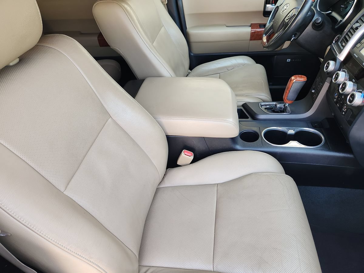 Used 2020 Toyota Sequoia Platinum RWD image 32