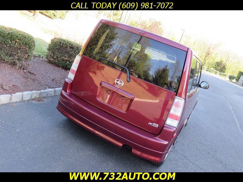 Used 2006 Scion xB FWD image 22