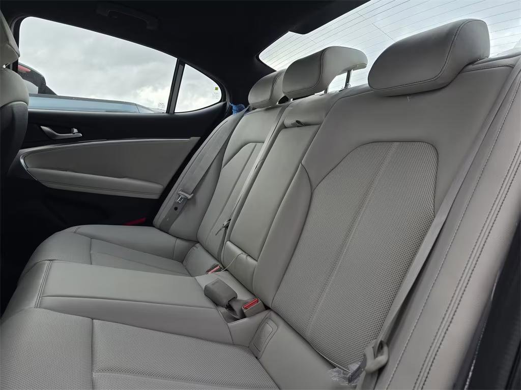 New 2026 Genesis G70 2.5T AWD/4WD image 13