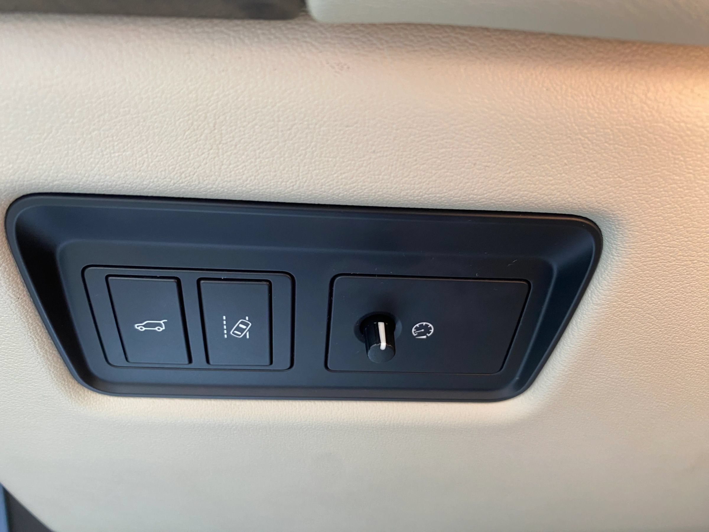 Used 2017 Land Rover Range Rover Sport HSE AWD/4WD image 24