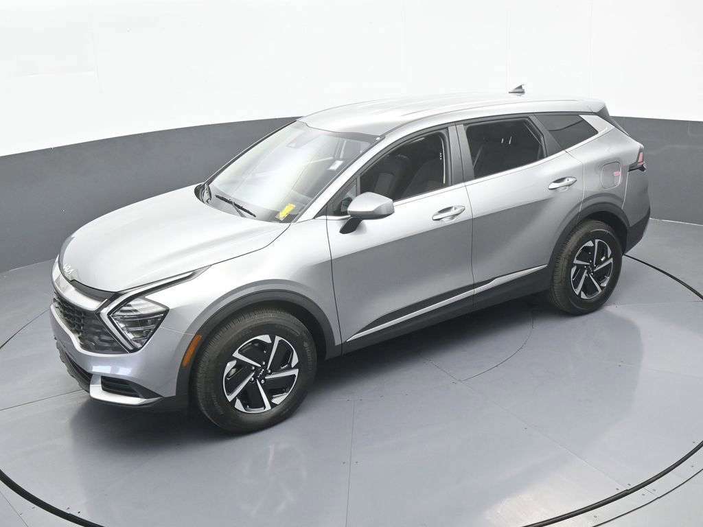 Used 2025 Kia Sportage LX image 39