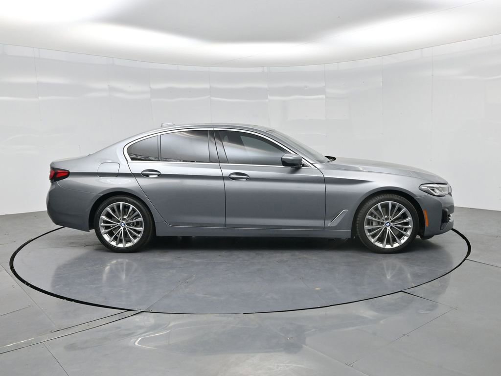 Used 2023 BMW 540i w/ Convenience Package RWD image 26