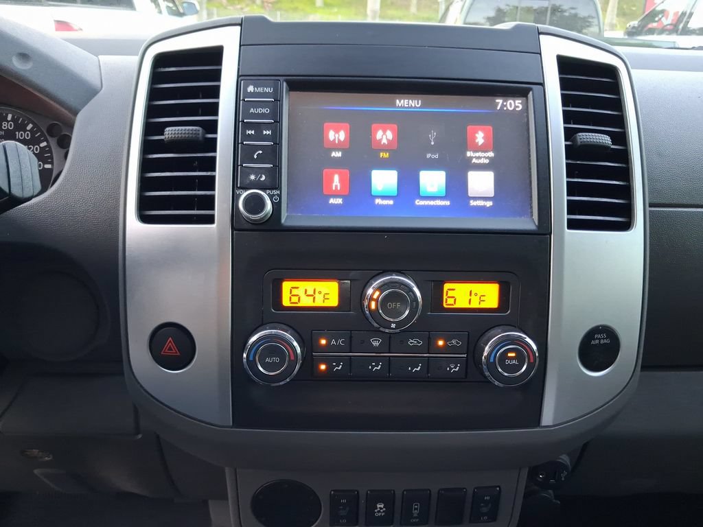 Used 2021 Nissan Frontier SV w/ Midnight Edition Floor Mats RWD image 21