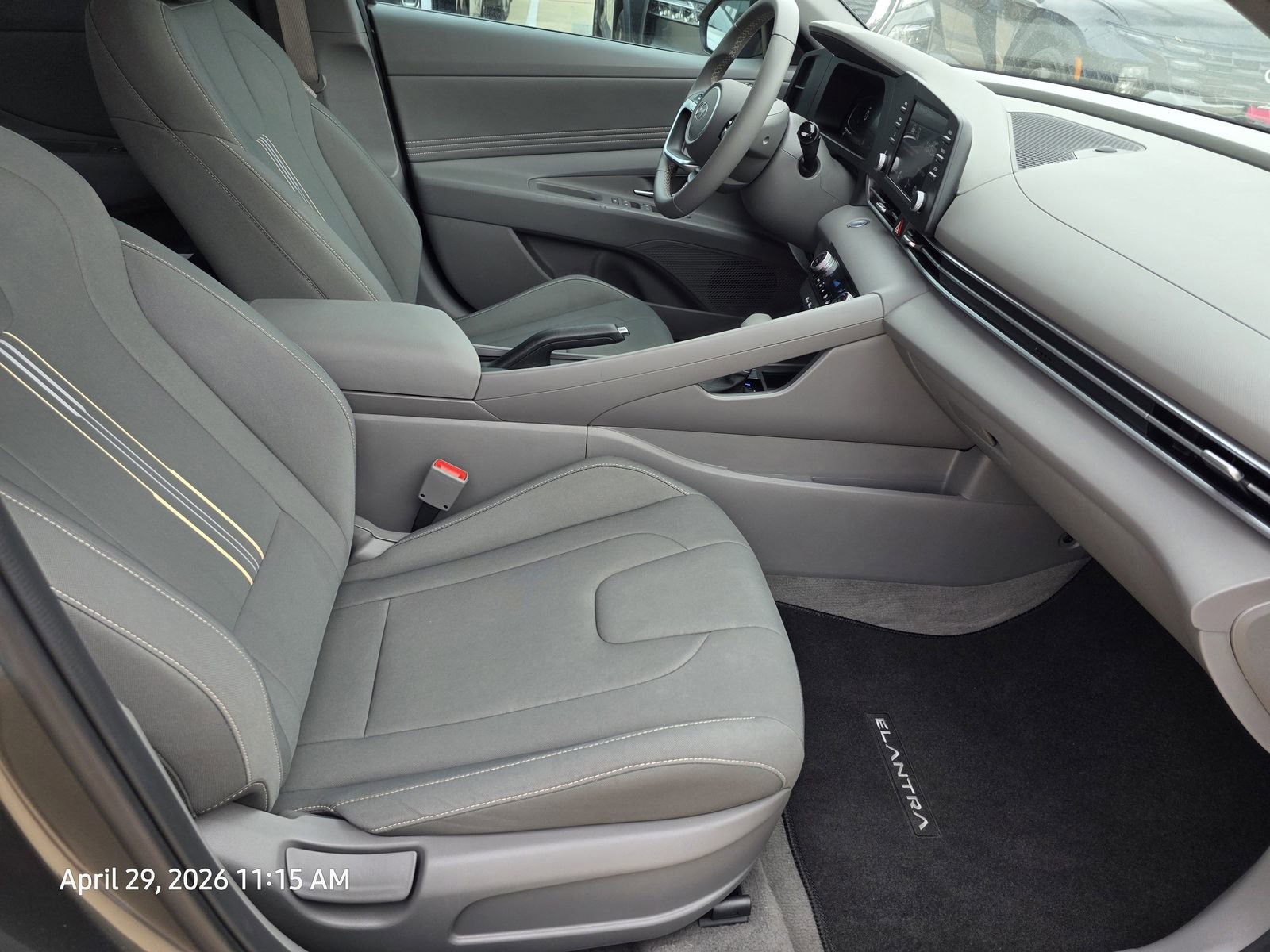 Certified 2025 Hyundai Elantra Sport FWD image 12