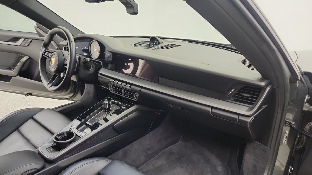Used 2021 Porsche 911 Carrera S RWD image 82