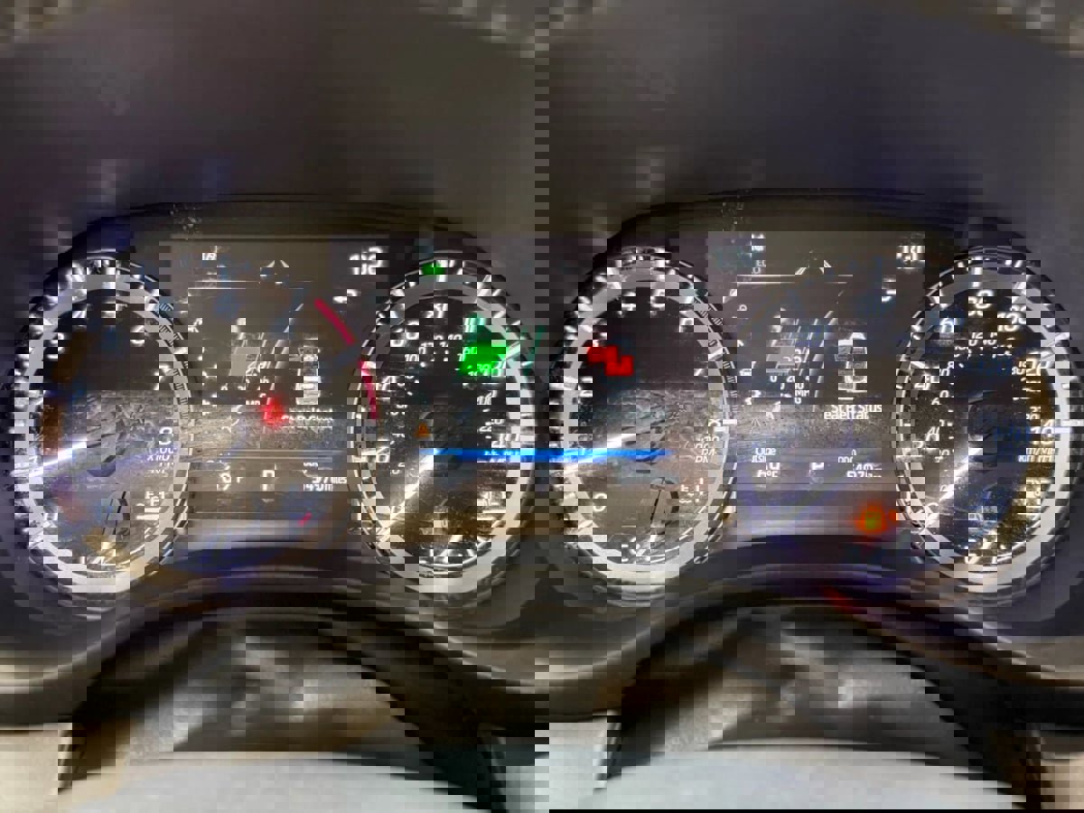 Used 2023 Toyota Highlander XLE image 17