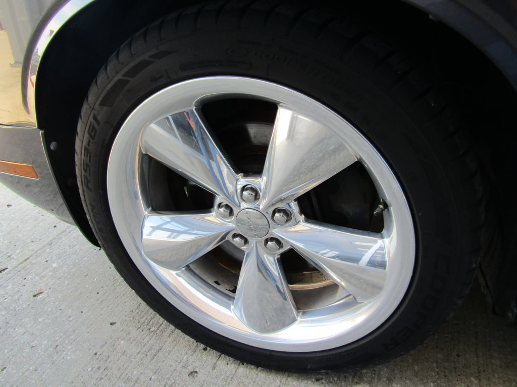 Used 2014 Dodge Challenger R/T RWD image 22