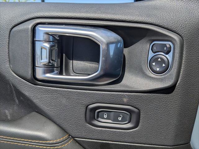 Certified 2025 Jeep Wrangler Unlimited Sahara AWD/4WD image 54