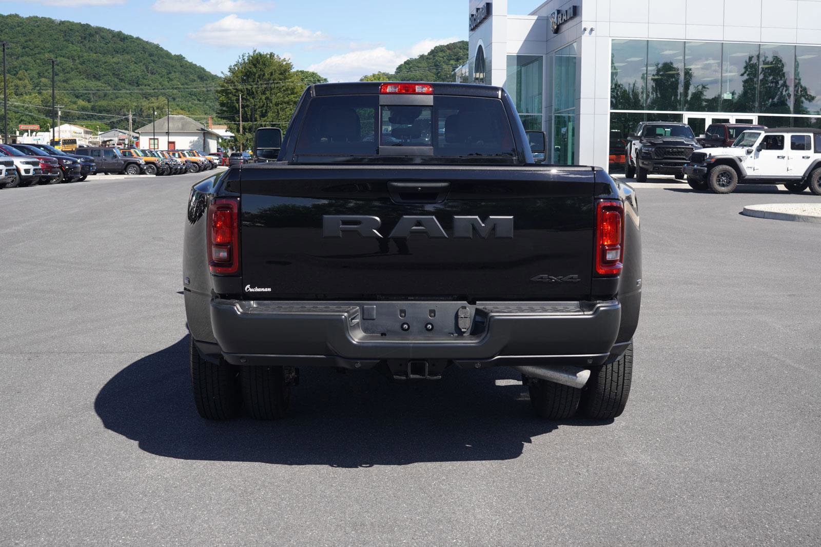 New 2025 RAM 3500 Tradesman image 4