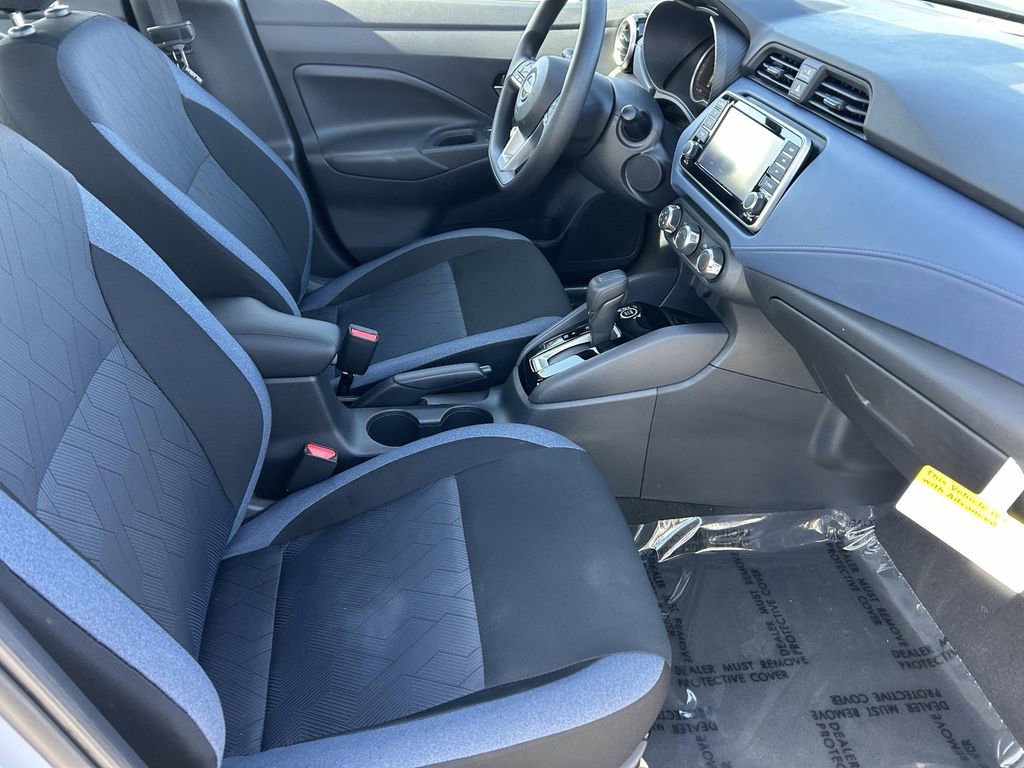 New 2025 Nissan Versa SV w/ Trunk Package image 9