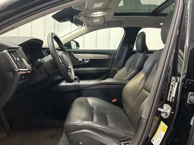 Used 2024 Volvo S90 B6 Plus AWD/4WD image 10