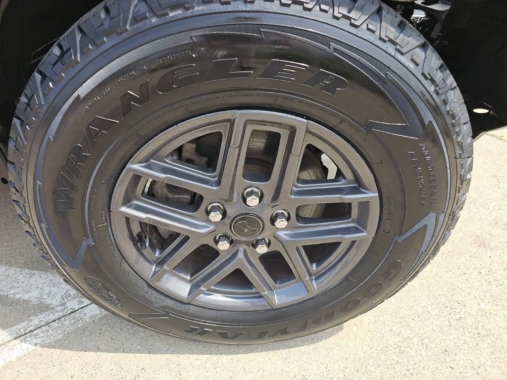 Certified 2025 Jeep Wrangler Sport AWD/4WD image 3