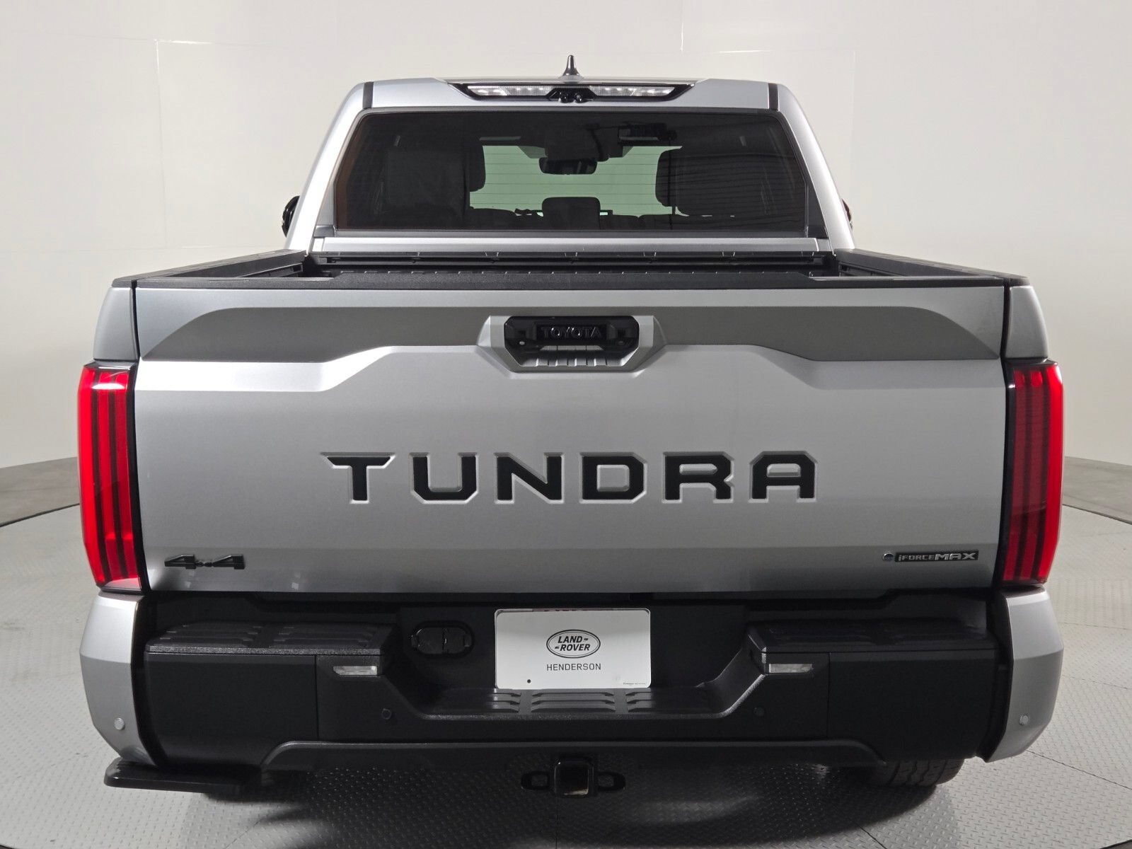 Used 2025 Toyota Tundra Limited w/ TRD Off-Road Package AWD/4WD image 7