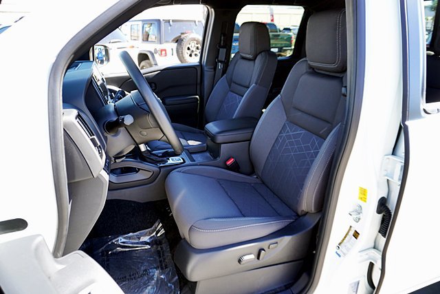 New 2026 Nissan Frontier SV w/ Tow Package AWD/4WD image 24