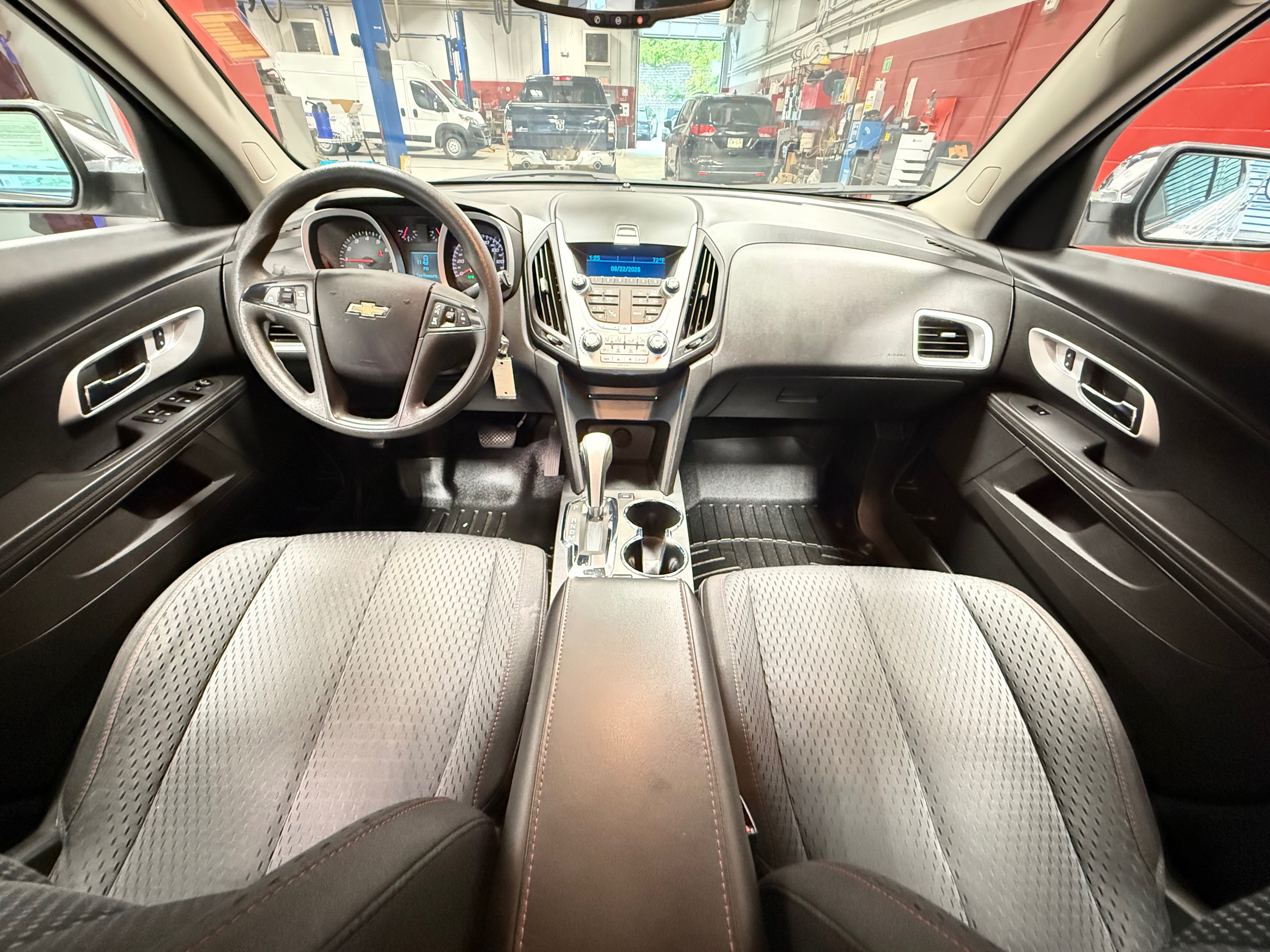 Used 2012 Chevrolet Equinox LS FWD image 20