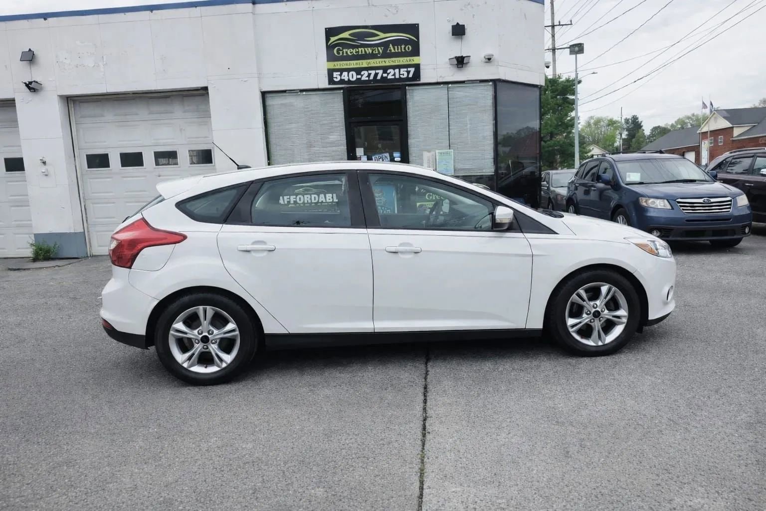 Used 2014 Ford Focus SE FWD image 7