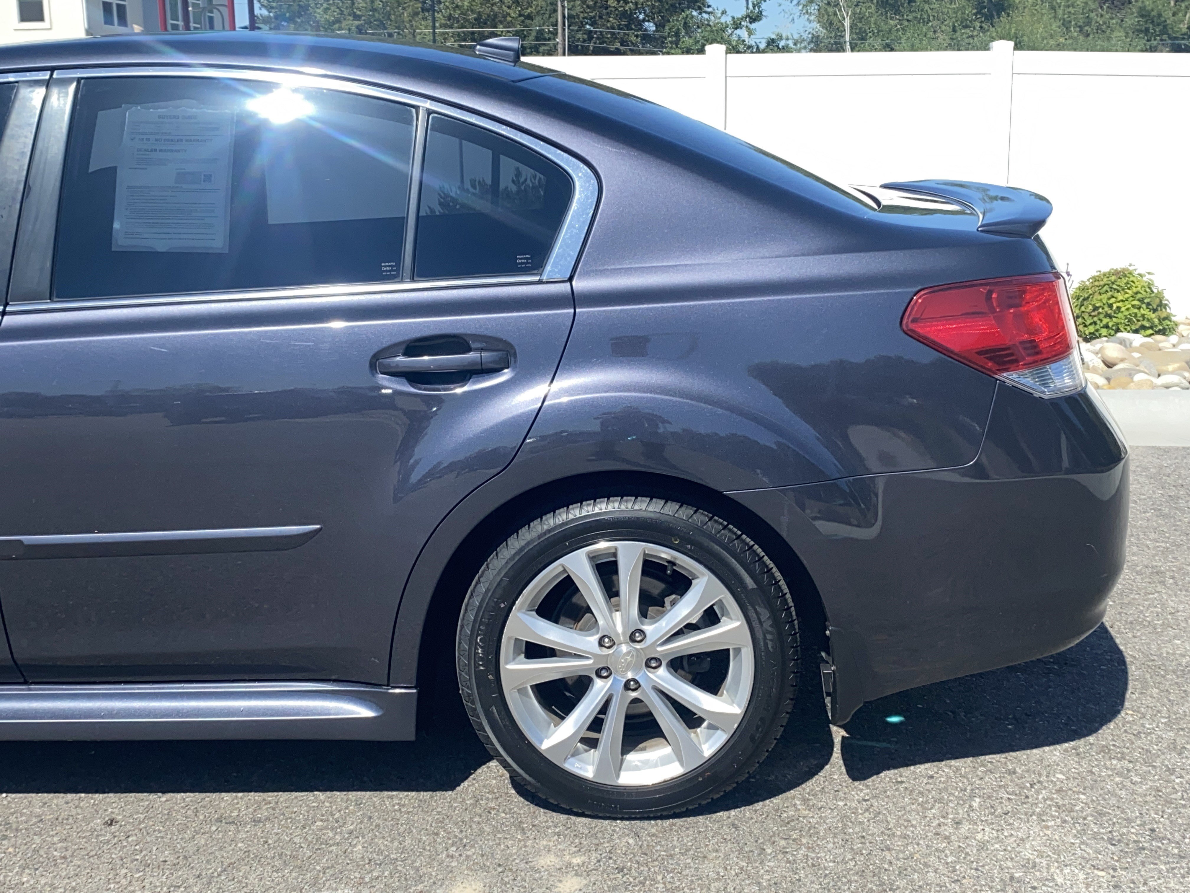 Used 2013 Subaru Legacy 2.5i Limited AWD/4WD image 4