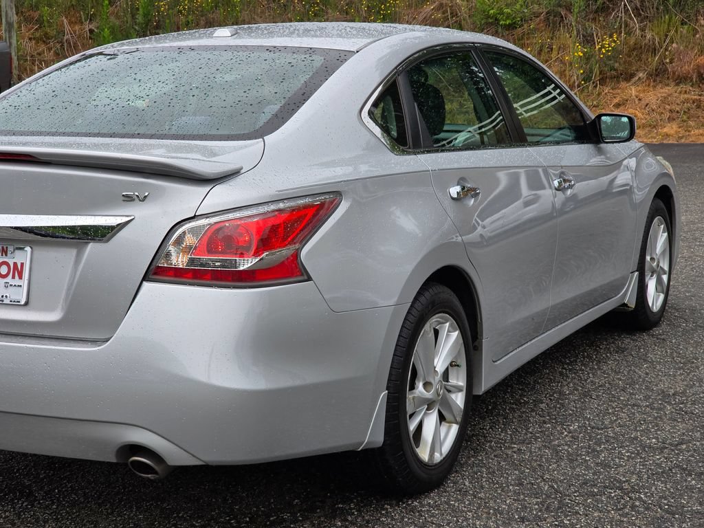 Used 2015 Nissan Altima 2.5 SV FWD image 50