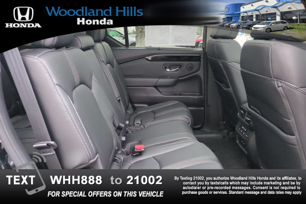 Certified 2025 Honda Pilot Touring image 23