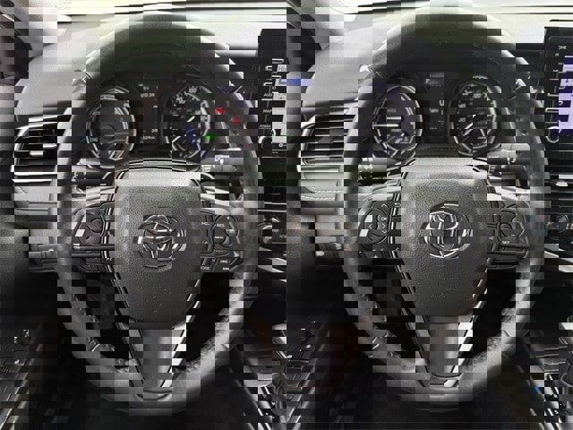 Used 2024 Toyota Camry SE image 12