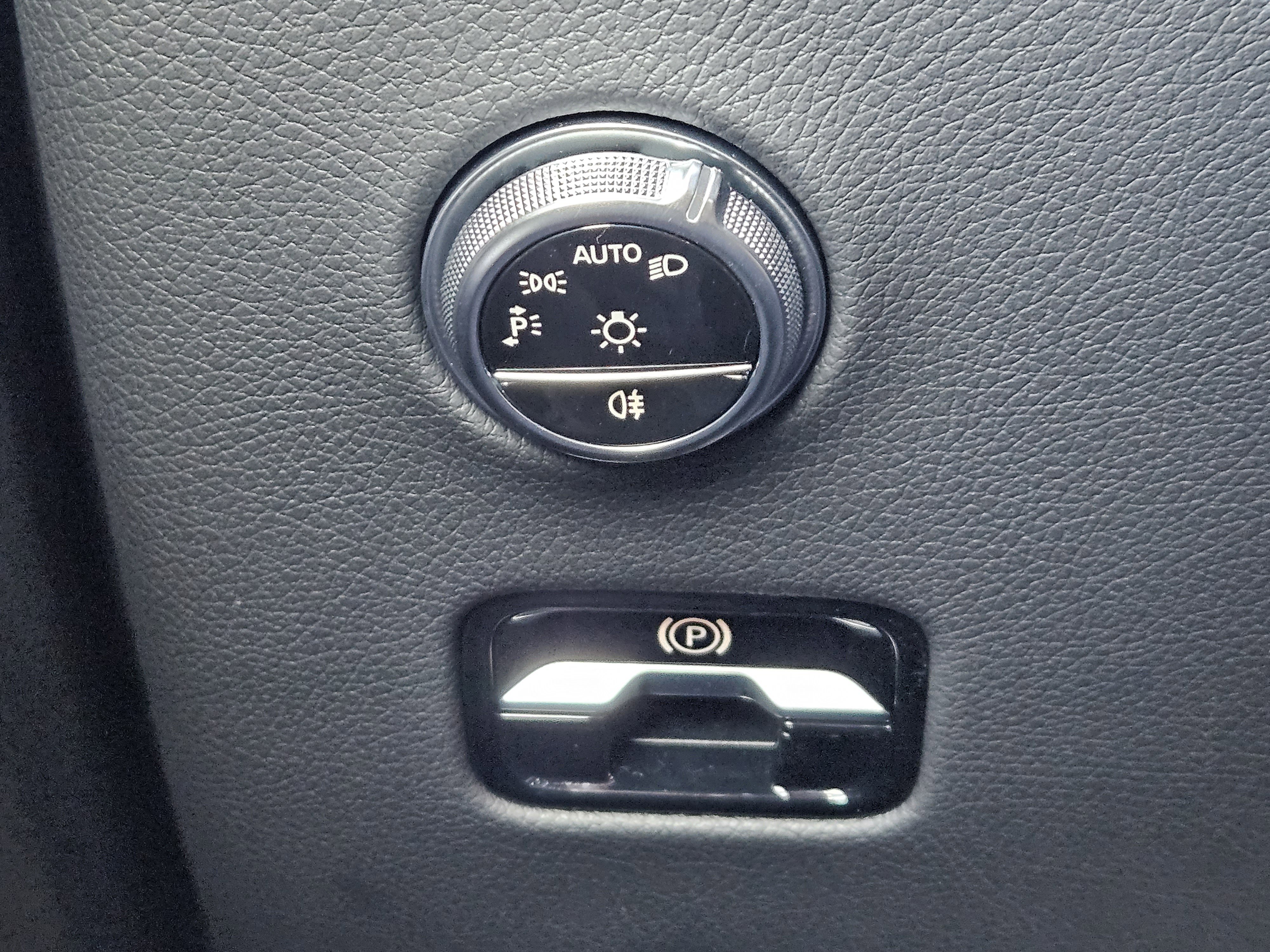 Used 2025 Mercedes-Benz GLC 63 AMG S image 24