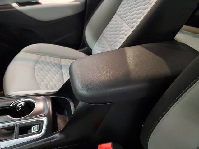 Used 2019 Chevrolet Equinox LS image 27