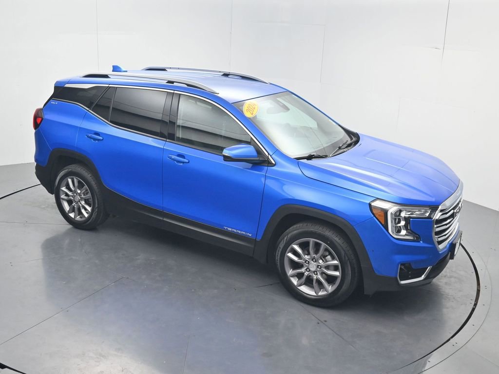 Used 2024 GMC Terrain SLT AWD/4WD image 50