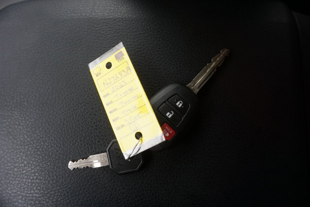 Used 2023 Toyota Tacoma SR image 28