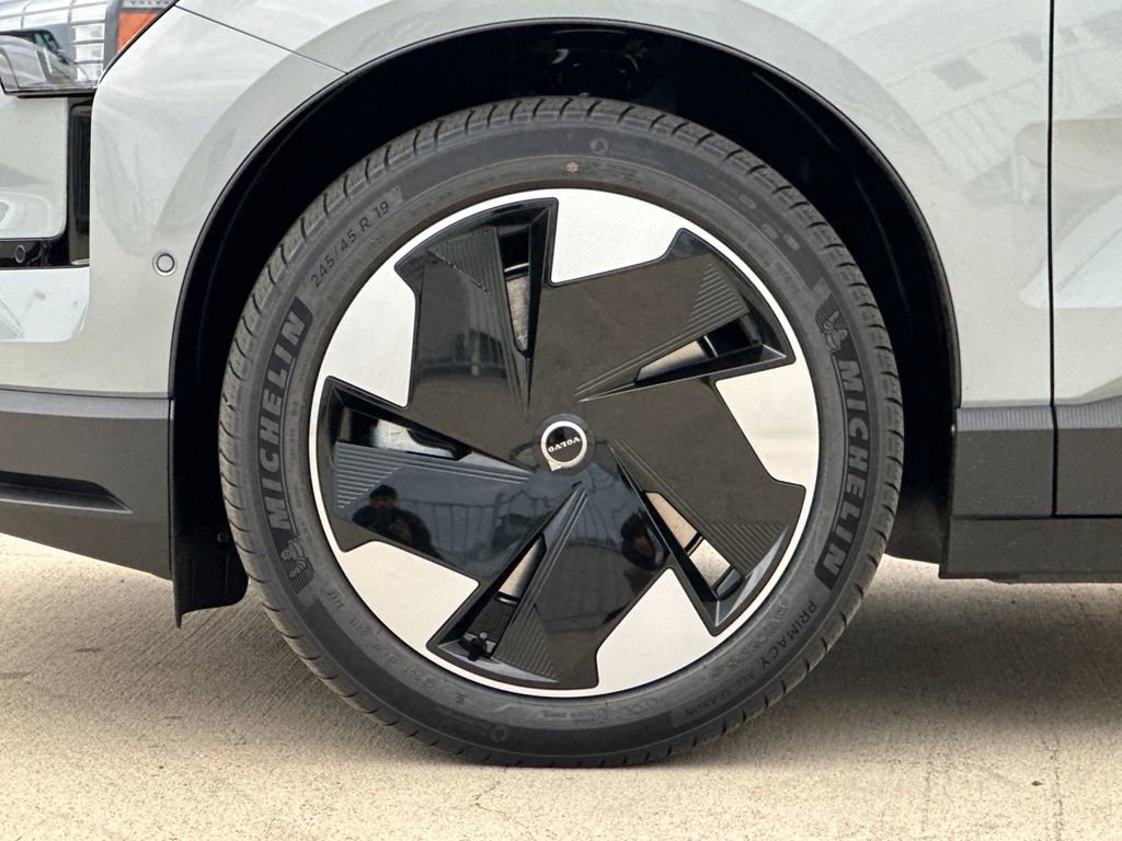 New 2026 Volvo EX30 Ultra image 24