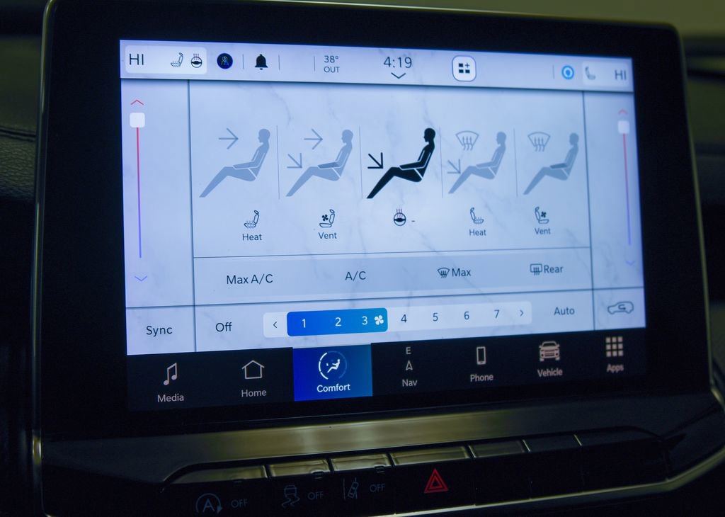 Used 2022 Jeep Compass Trailhawk w/ Trailhawk Elite Group image 23