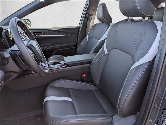 Used 2026 Toyota Camry SE w/ Convenience Package FWD image 15
