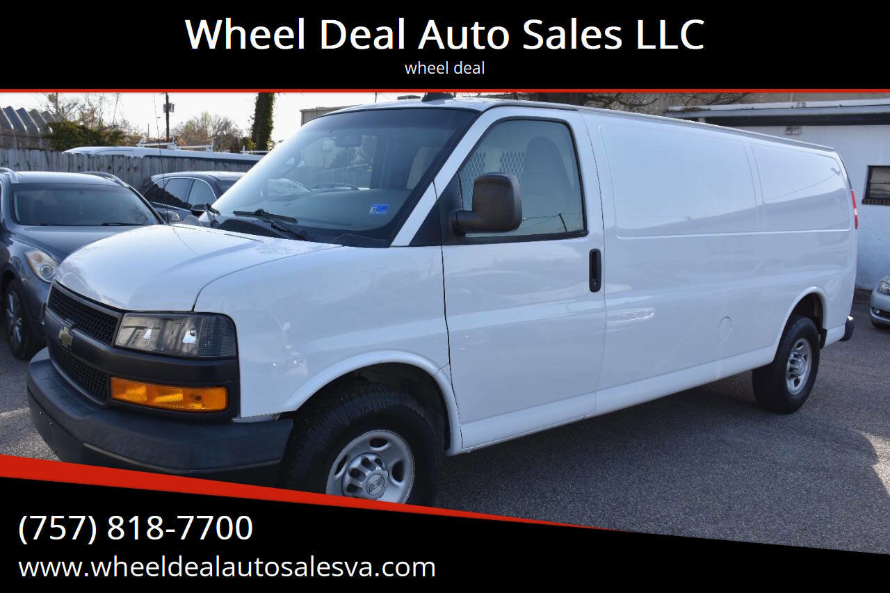 Used 2018 Chevrolet Express 2500 2500 3dr Extended Cargo Van image 1
