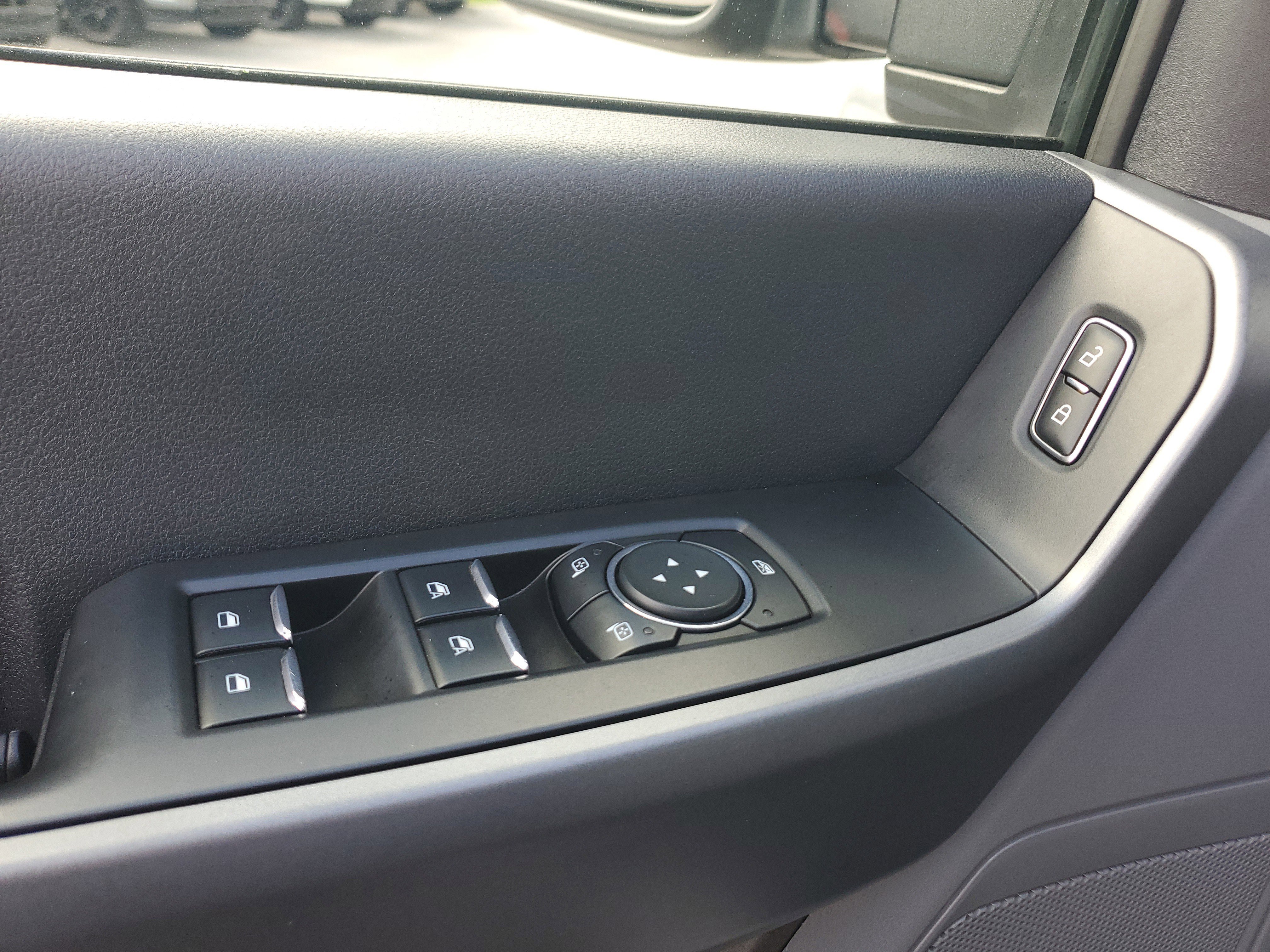 Certified 2024 Ford F250 XLT image 27