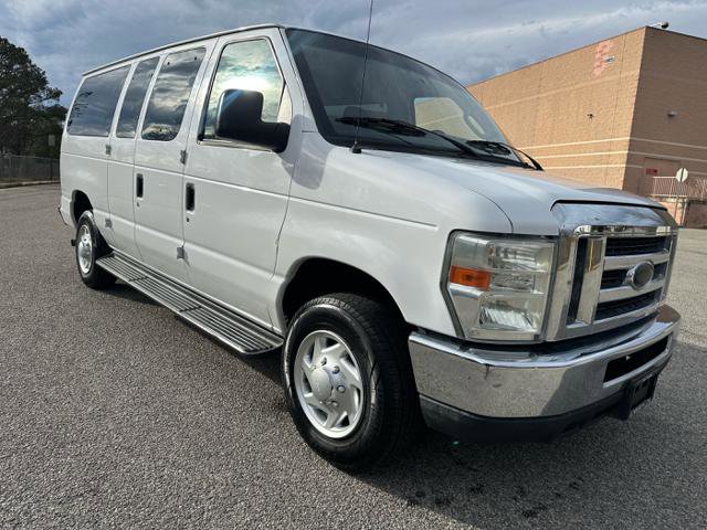 Used 2011 Ford E-350 and Econoline 350 XLT image 33