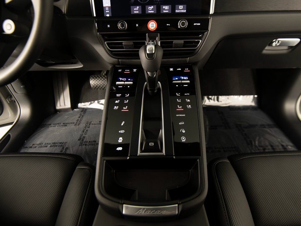 New 2026 Porsche Macan GTS image 22