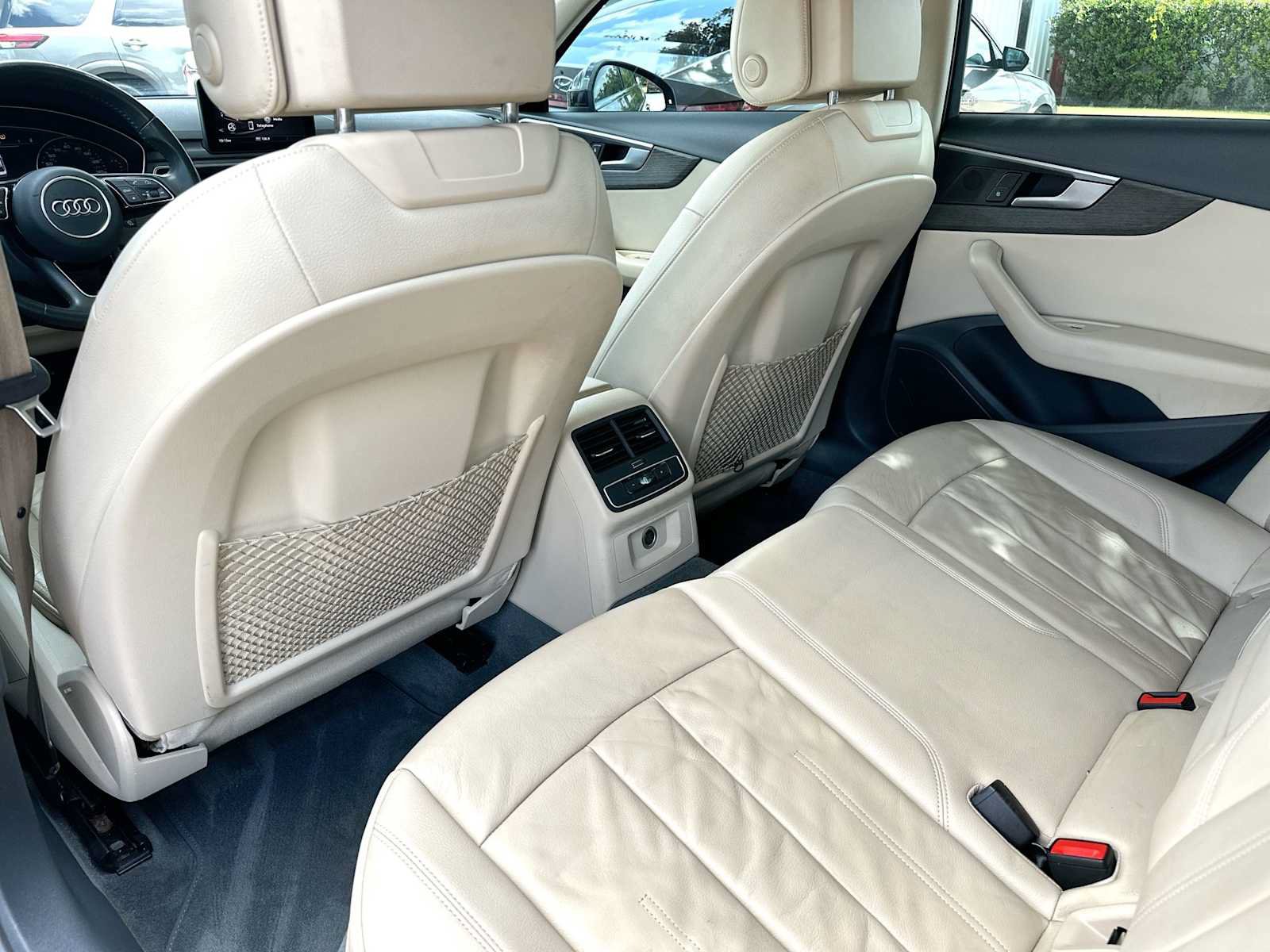 Used 2019 Audi A4 2.0T Premium FWD image 24