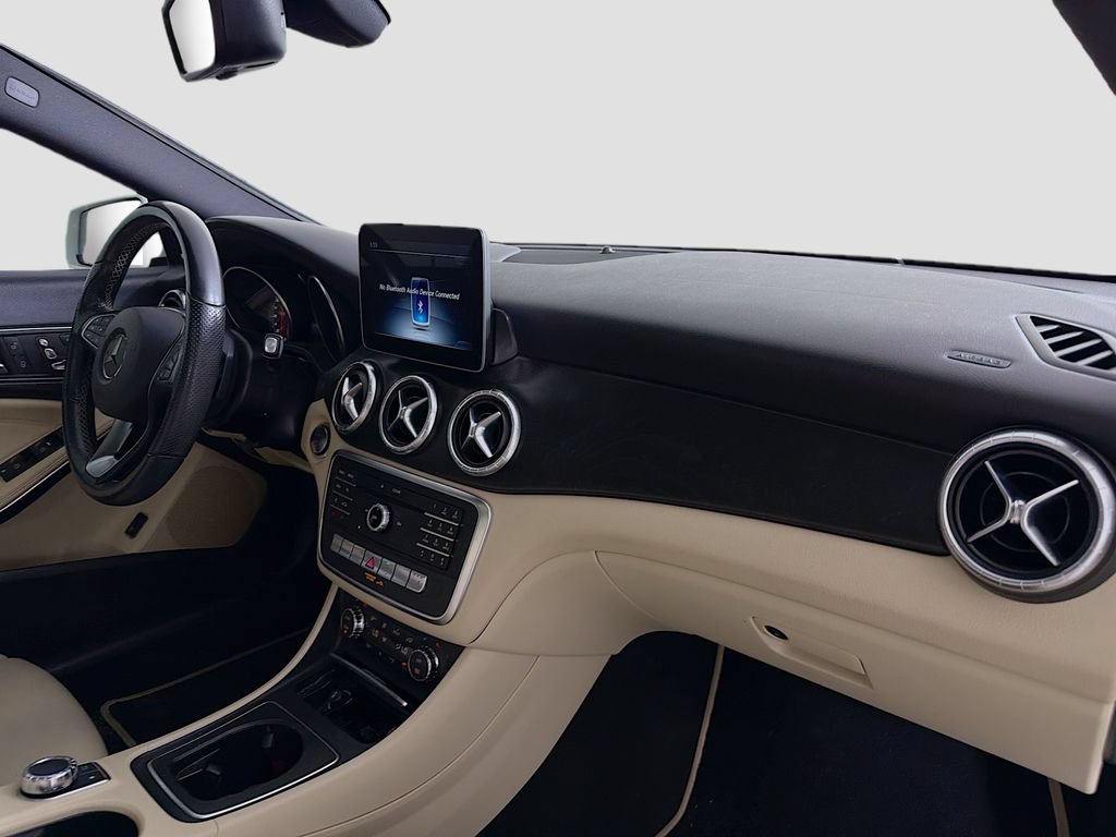 Used 2019 Mercedes-Benz CLA 250 4MATIC image 27