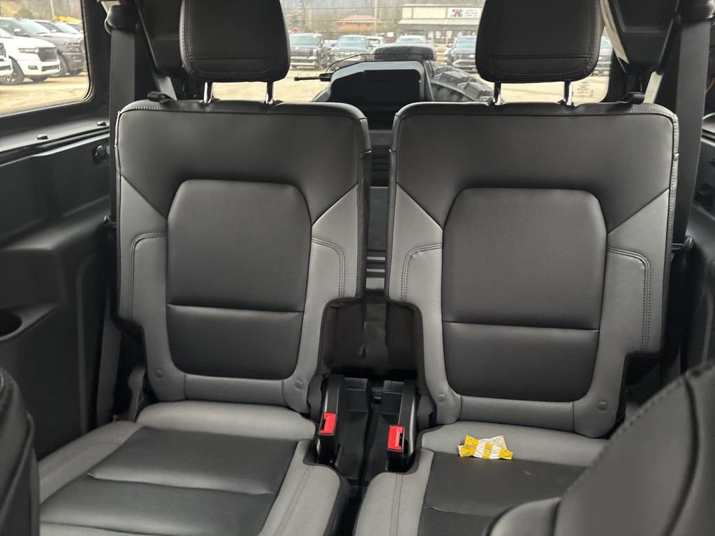 Used 2024 Ford Bronco Big Bend image 12