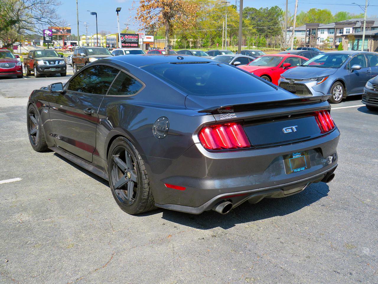 Used 2017 Ford Mustang GT Premium w/ GT Performance Package image 9